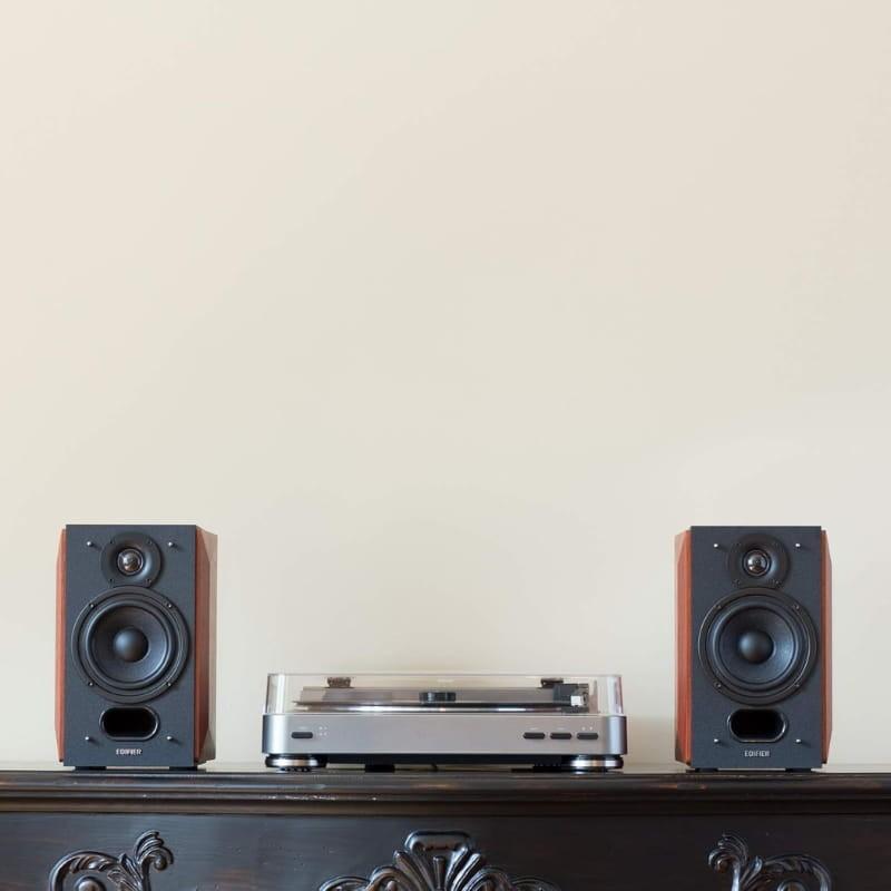 Edifier P17 20W Marrón - sonido envolvente