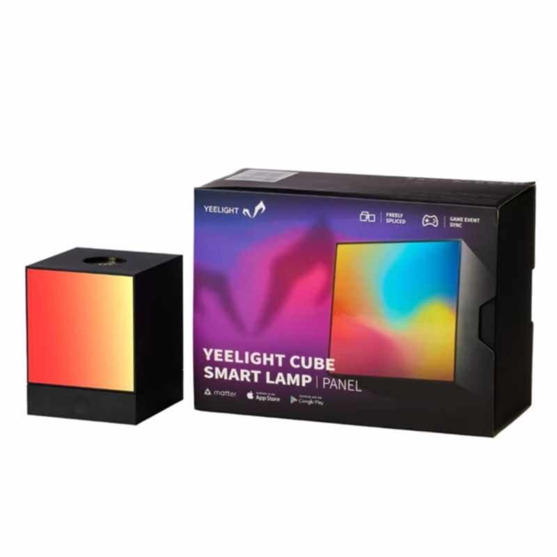 Lampe intelligente Yeelight Cube Spot Extension à côté de sa boîte