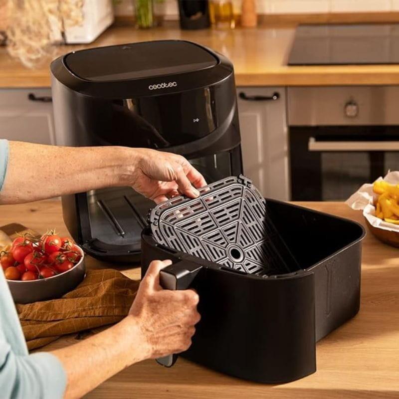 Cecofry Absolute 7600 2000W 7,6L Black - Imagem interior da fritadeira de ar quente