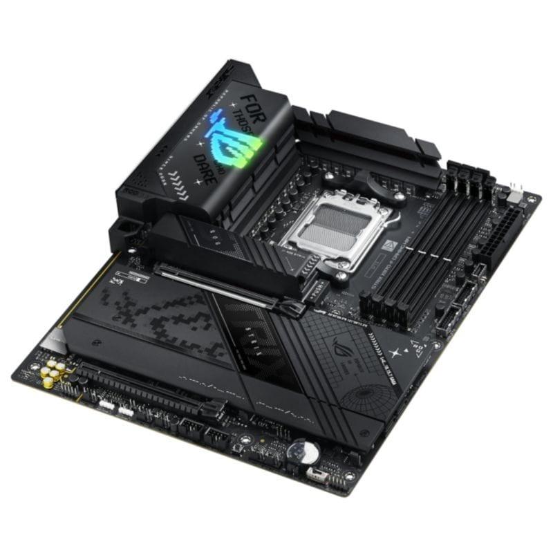 Placa-mãe ASUS ROG STRIX X870-F GAMING WIFI Soquete AM5 ATX com slots M.2