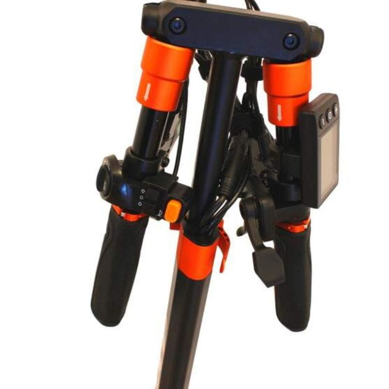 B-Mov Tramuntana 500W Negro - Patinete eléctrico imagen del manillar doblado