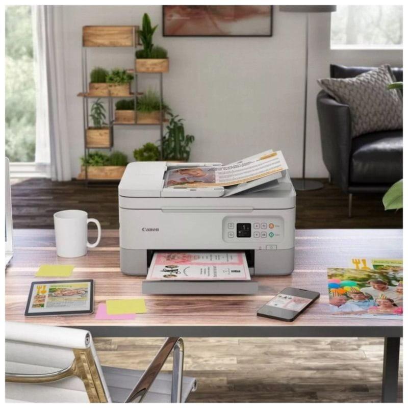 Vista general de la Impresora de Tinta Canon PIXMA TS7451i WiFI Blanco en la oficiona