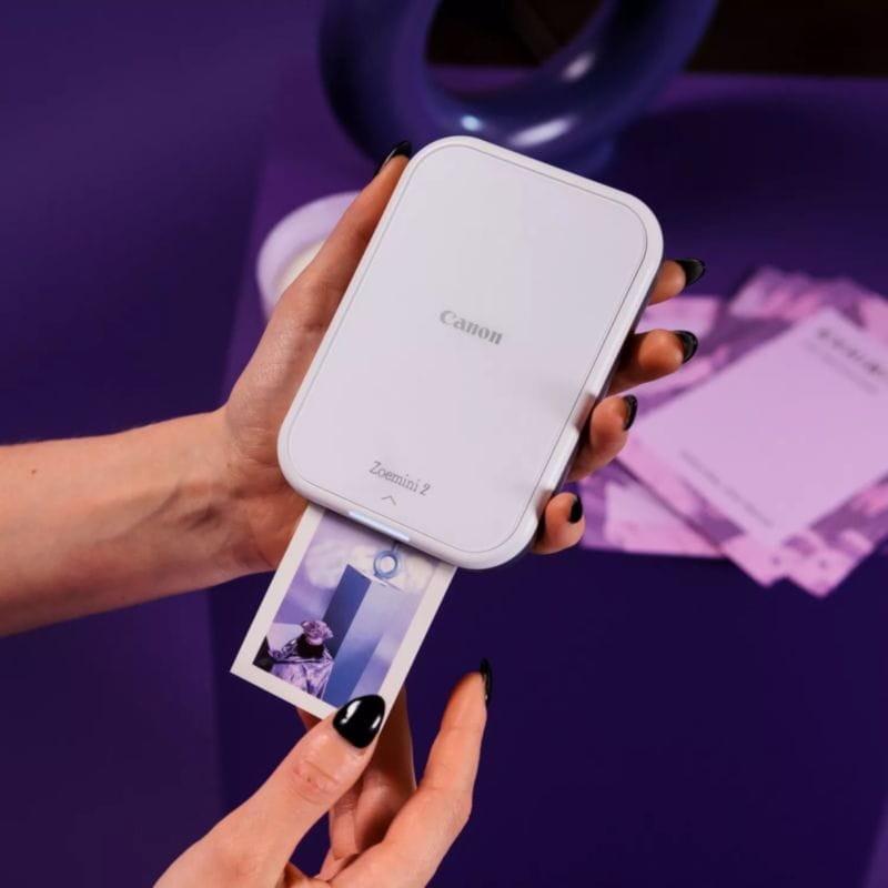 Canon Zoemini 2 Blanco perla imprimiendo una fotografía
