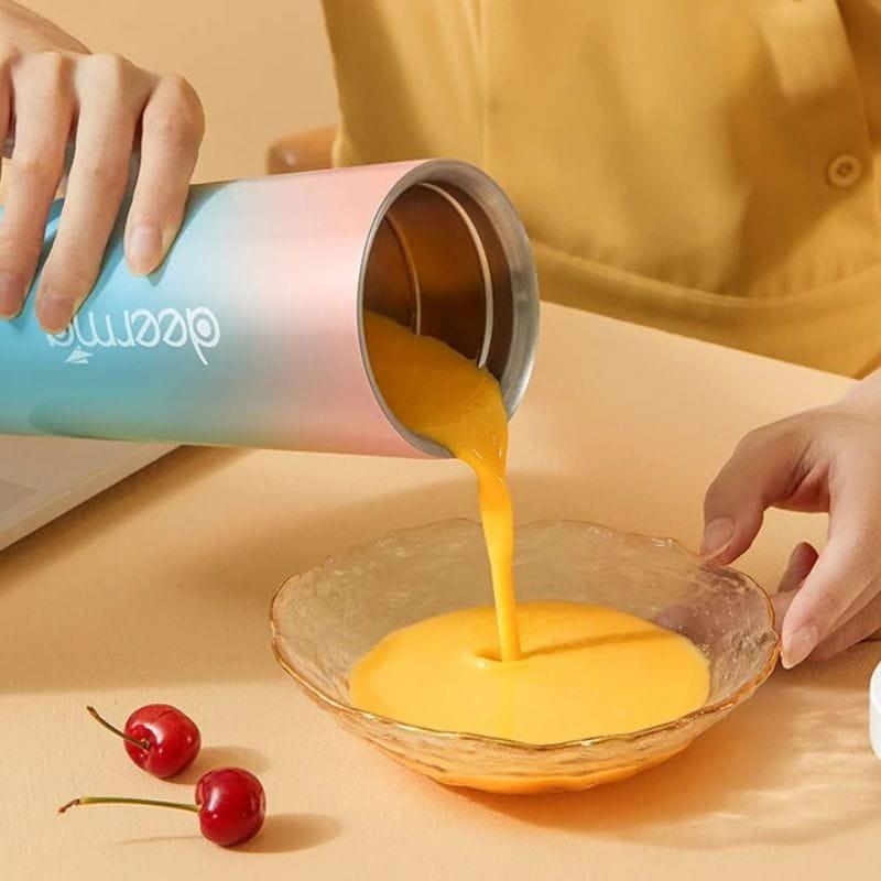 Deerma  DEM-NU90 - Batidor portátil imagen real trabajando