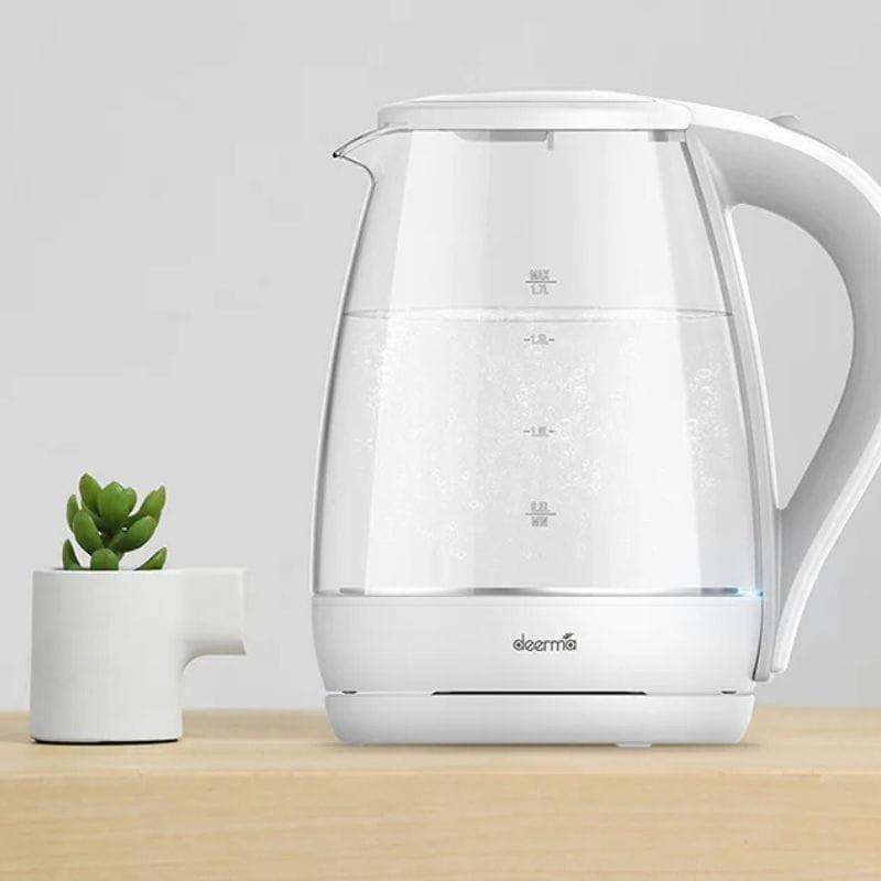 Deerma SH30W 1,7 L - Imagem de chaleira elétrica na cozinha