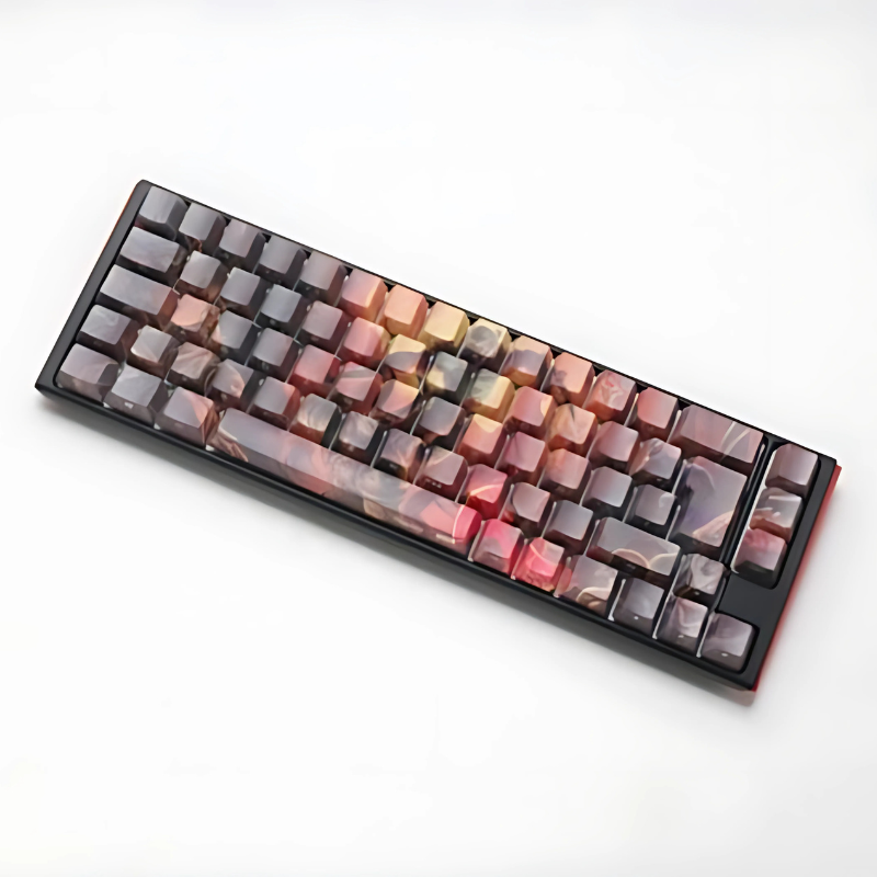 Perspective du Clavier Ducky ONE 3 SF RGB x Édition Doom Limitée