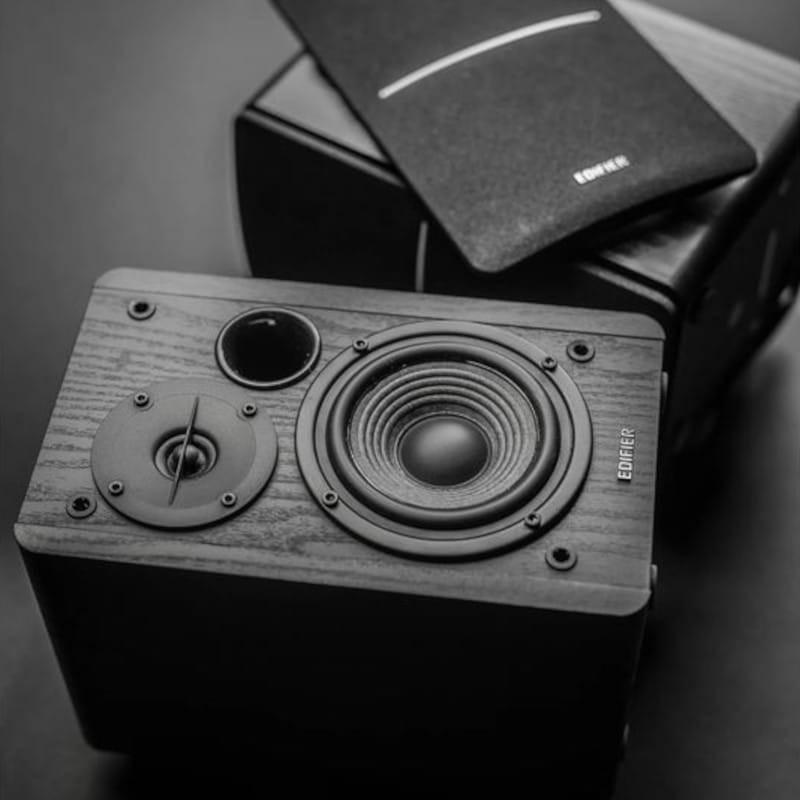 En negro de Edifier R1280DB 42 W Bluetooth Negro - Altavoz Bluetooth