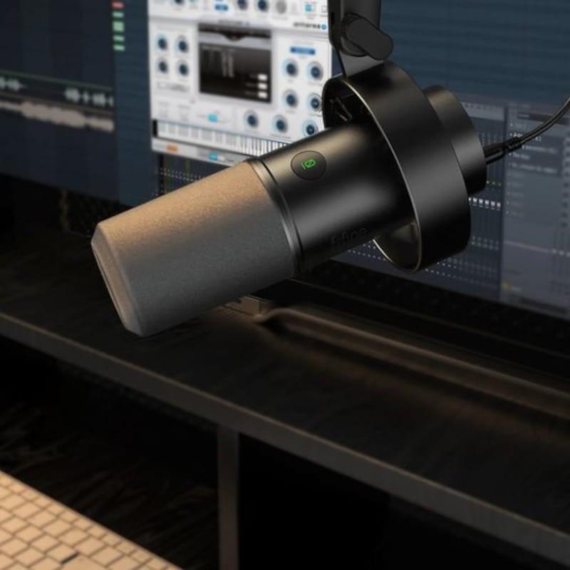 Puissant Fifine K688 USB Dynamic Noir - Microphone pour Enregistrement et Streaming sur PC