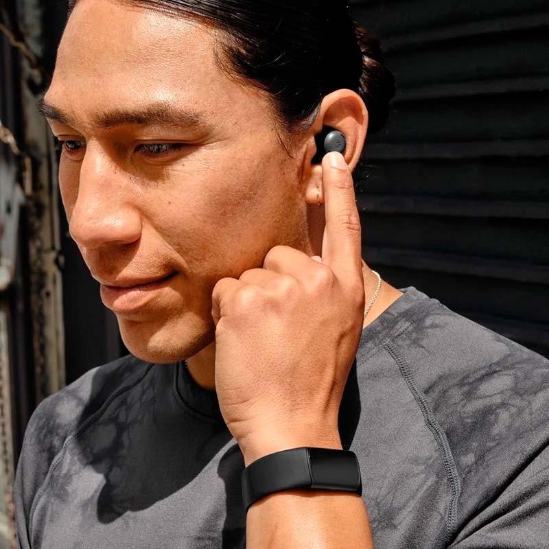 foto real de la Pulsera de actividad Fitbit Charge 6 Negro