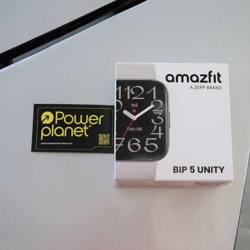 Foto real de la caja del Amazfit Bip 5 Unity Gris - Reloj inteligente