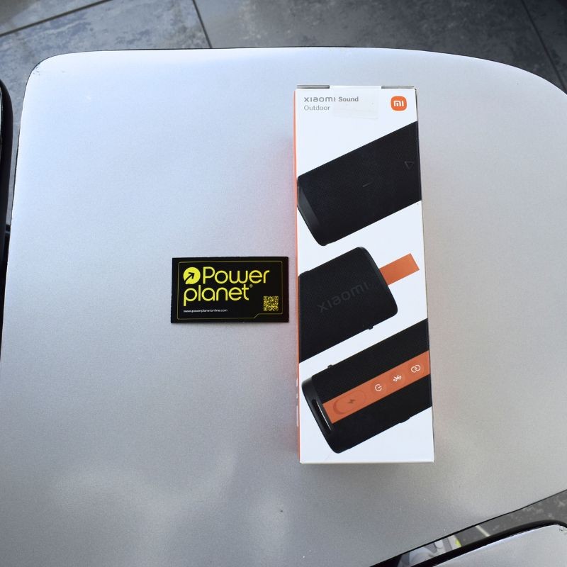 foto real de la caja del Altavoz Bluetooth Xiaomi Sound Outdoor Rojo