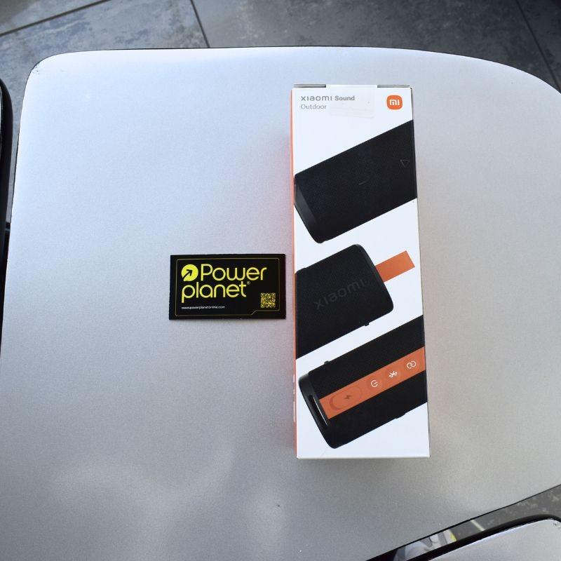 foto real de la caja del Altavoz Bluetooth Xiaomi Sound Outdoor Rojo