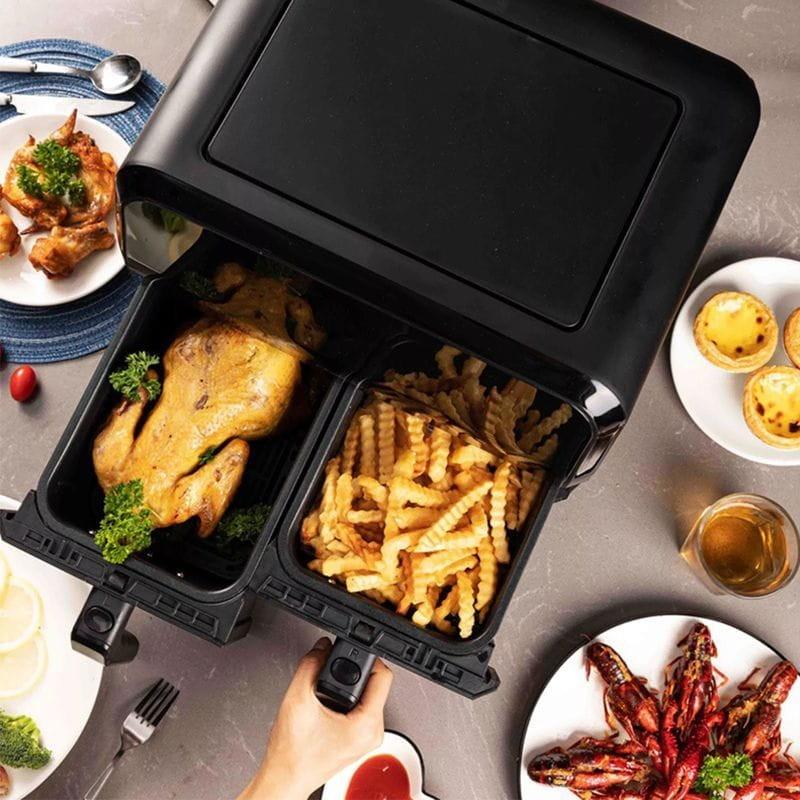 Dois alimentos na Fritadeira Sem Óleo Onemoon D8 Cesto Duplo 4L + 4L Preto