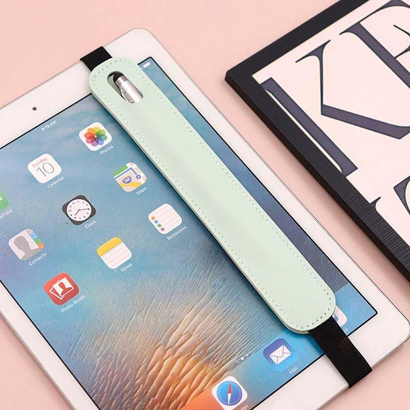 photographie réelle de la Coque universelle verte en similicuir avec bande élastique pour Stylus Pen
