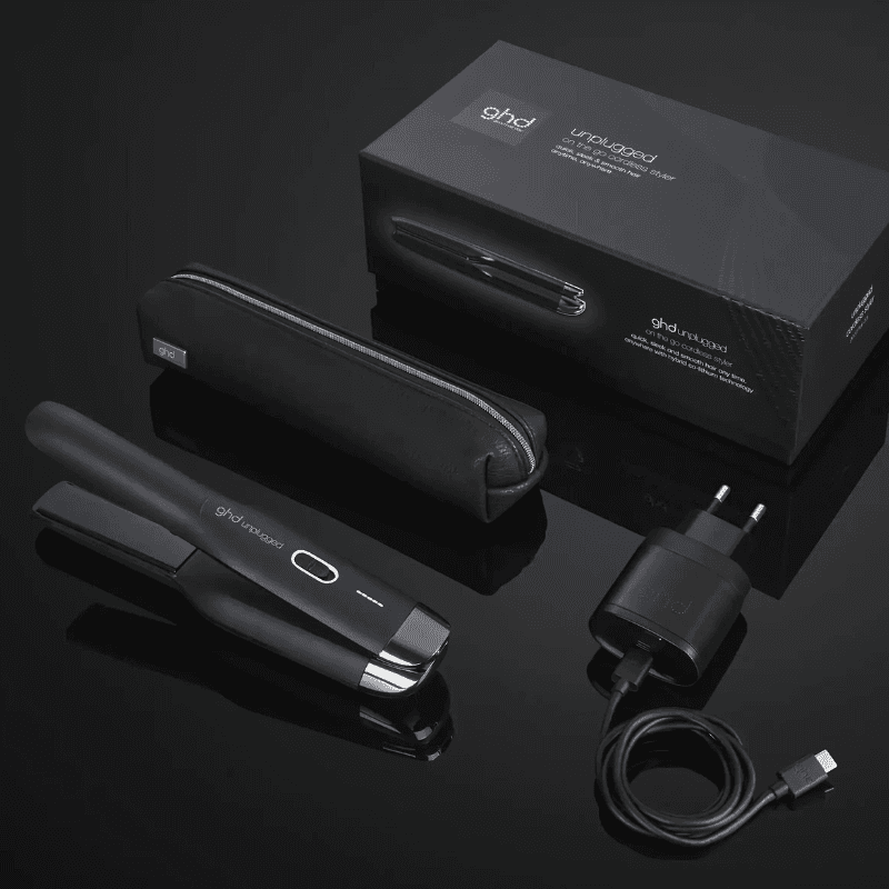 Plancha de pelo GHD Unplugged Negro con conector USB-C