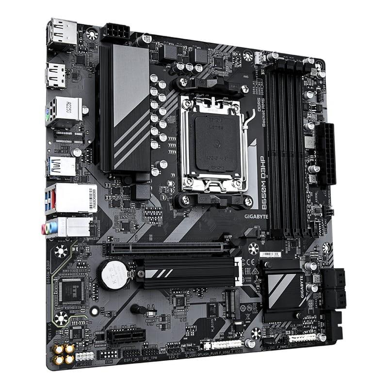 Gigabyte B650M D3HP AM5 micro ATX - Carte mère Vue avant côté droit