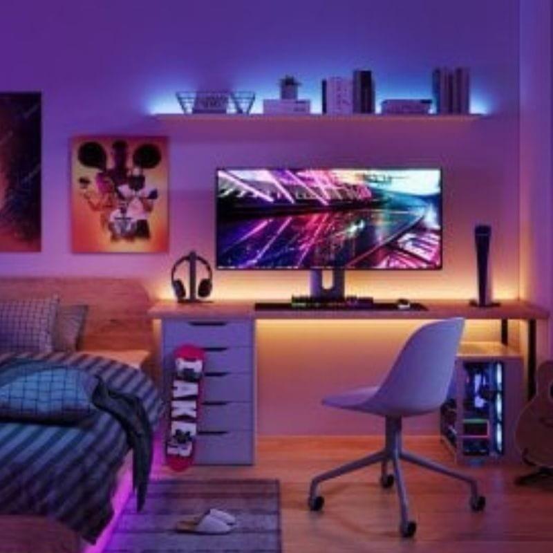 Configuração com iluminação através da faixa LED Govee H6110