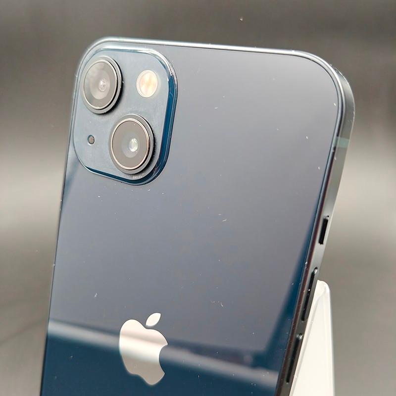 Slide https://ppoweb-pro.azurewebsites.net/cdnassets/iphone_13_medianoche_renovado_foto_real_03_ad_l.jpg