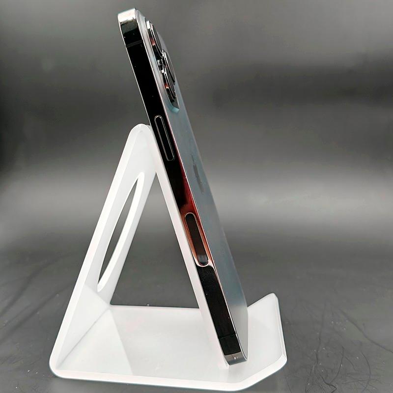 Slide https://ppoweb-pro.azurewebsites.net/cdnassets/iphone_13_pro_grafito_renovado_foto_real_04_ad_l.jpg