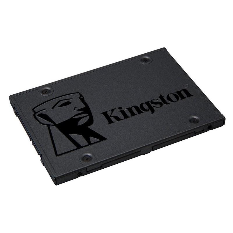 Kingston A400 SSD 240GB - olhando para a esquerda