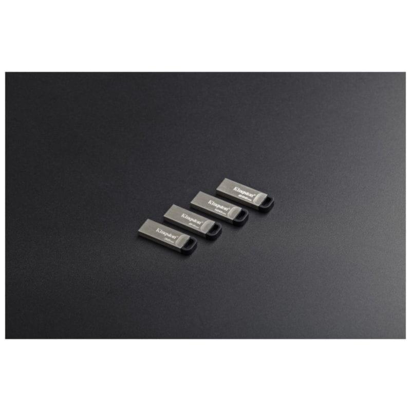 Vista de múltiples Kingston DataTraveler Kyson 64GB USB A Plata