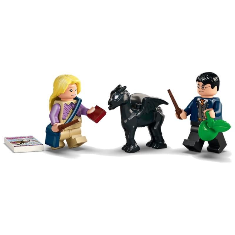LEGO Harry Potter Carruaje y Thestrals de Hogwarts 76400 - Figuras
