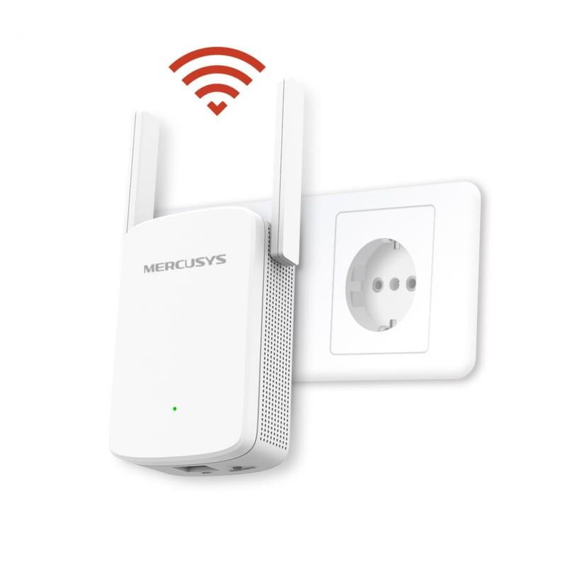 Mercusys ME30 Wi-Fi de Doble Banda AC1200 1,2 Gbps Blanco - Extensor de red colocándose en un enchufe