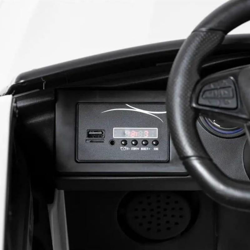 Comando de Mercedes GLC Coupé Edition Branco - Carro Elétrico para Crianças