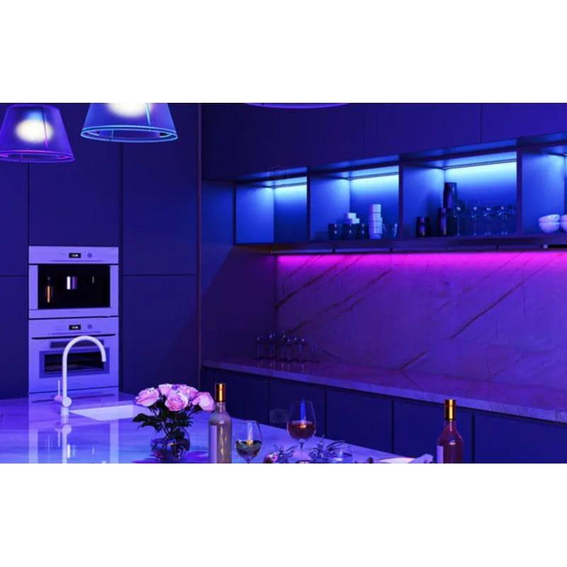 Éclairage sur un plan de travail avec les Bandes LED RGB Meross MSL320 2x5m