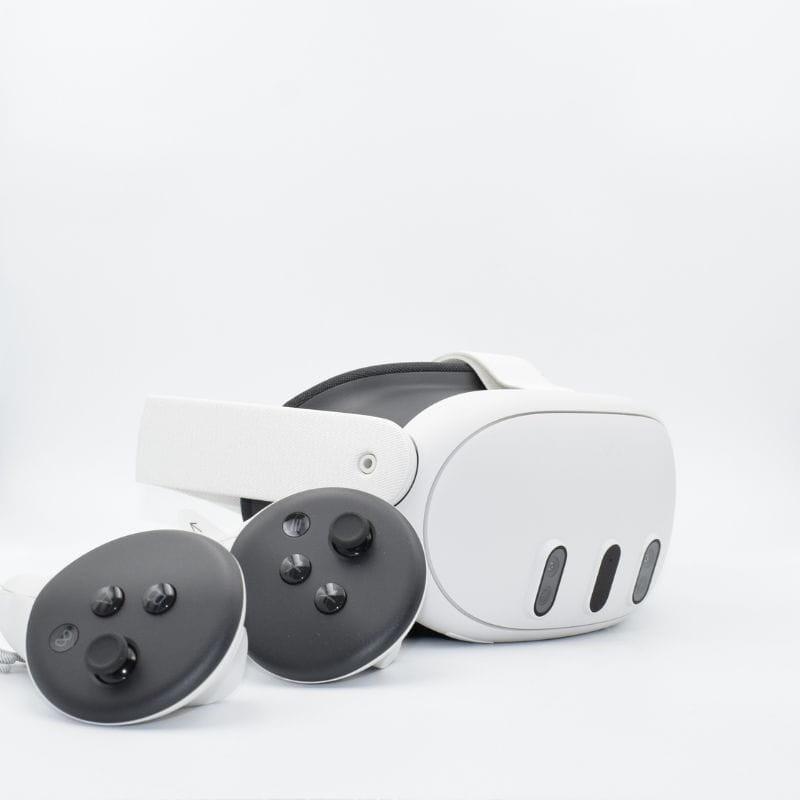 Meta Quest 3 512Go Rénové - État Premium avec casque blanc épuré, coussinets rembourrés et manettes blanches minimalistes à boutons noirs