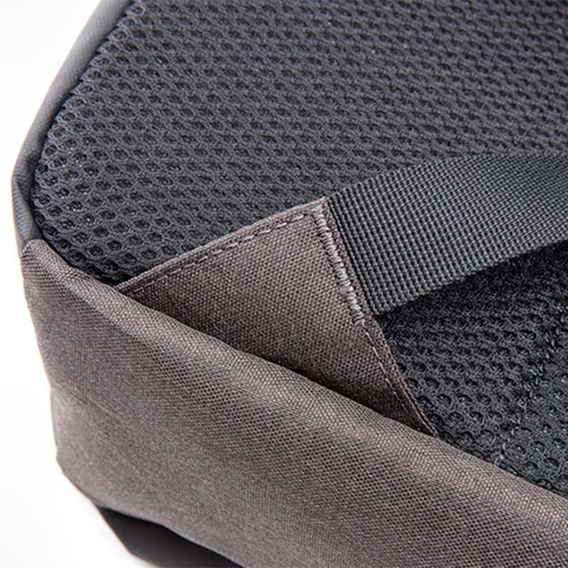 tissu en polyester du Sac à dos imperméable Xiaomi Commuter Backpack Gris Clair 21L