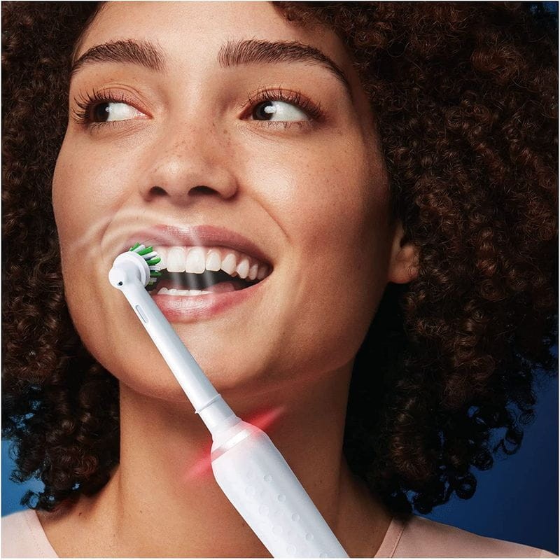 Oral-B PRO 3 3500 Cepillo de Dientes Blanco con Estuche Ligero
