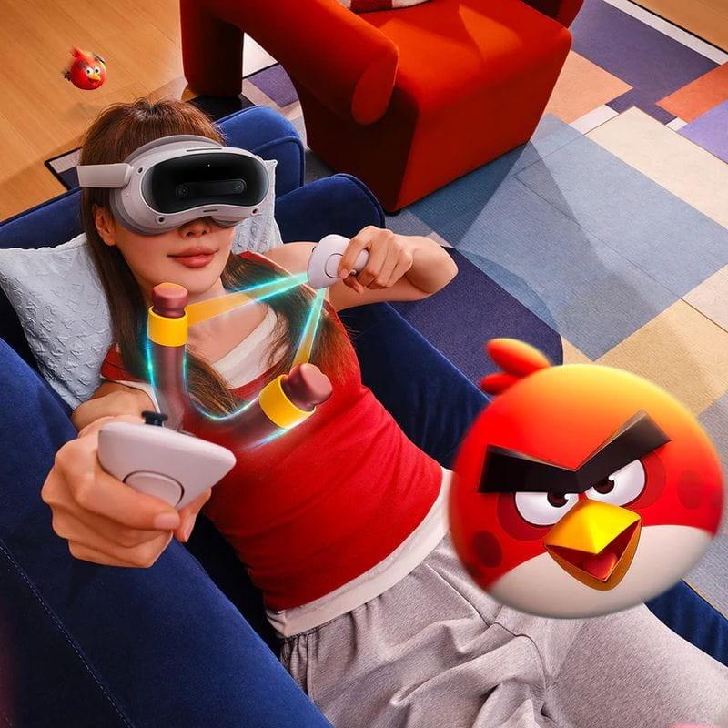 Resolução de Pico 4 Ultra 256 GB + Conjunto de 2 Controlos de Movimento Cinza - Óculos de Realidade Virtual