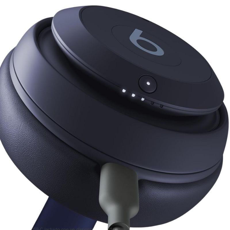 Beats Studio Pro ANC Azul Marino - Auriculares Bluetooth detalle de la carga