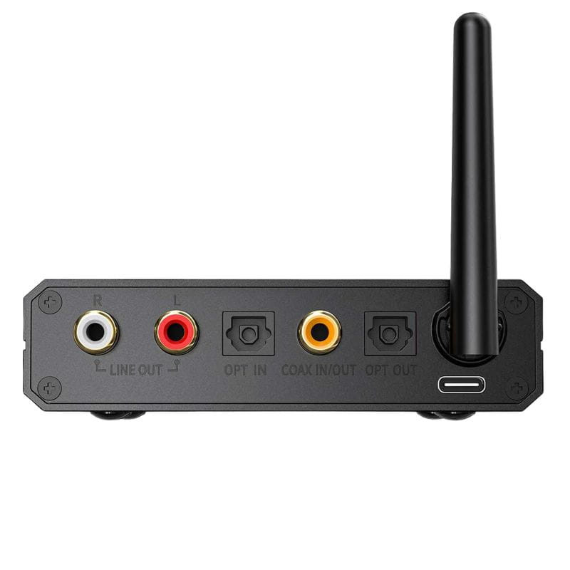 FiiO BR13 – receptor Bluetooth con antena, pantalla LED con volumen y PCM, botones de encendido, EQ e input en panel frontal, diseño compacto matte