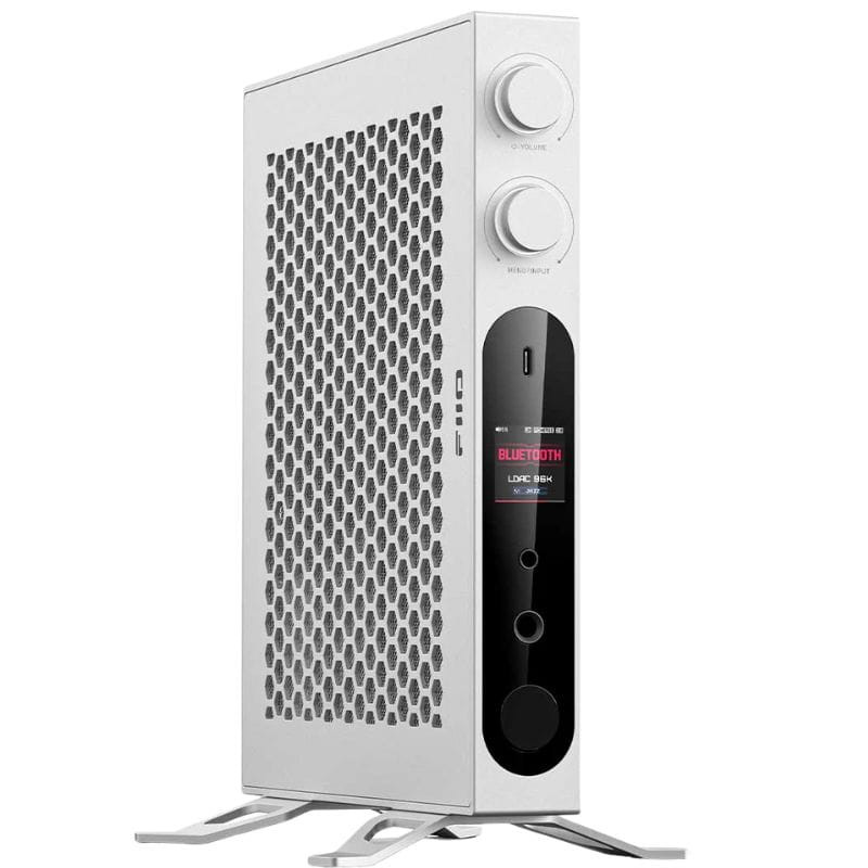 FiiO K19 Plata amplificador DAC de escritorio en acabado metálico, chasis vertical con rejilla hexagonal, pantalla frontal, perillas grandes y múltiples