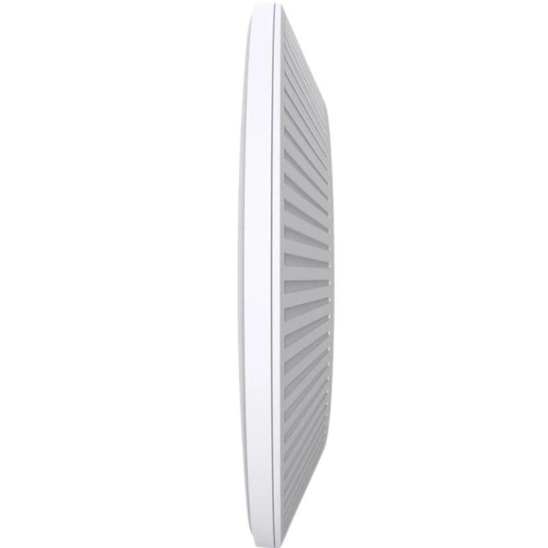 Vista lateral del TP-Link Omada EAP673: cuerpo blanco ultrafino circular con rejillas grises de ventilación y borde liso, diseño para montaje en techo PoE