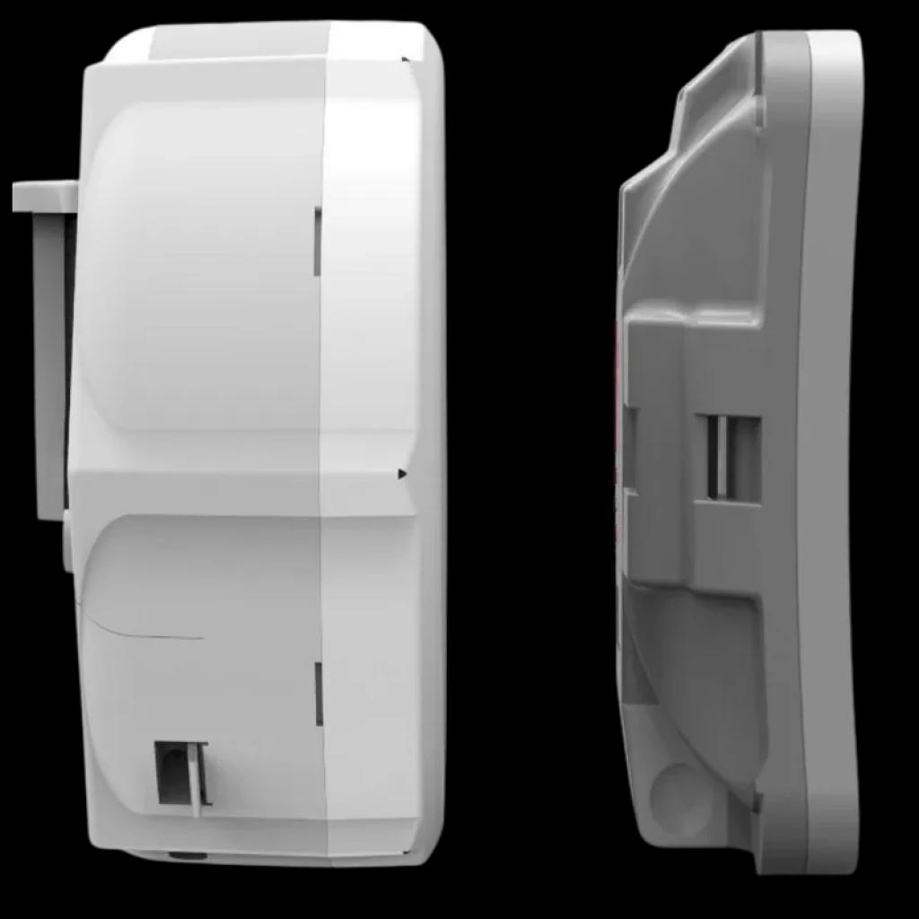 Mikrotik SXTsq Lite5 CPE exterior compacto en carcasa blanca y gris, perfil delgado con soporte de montaje lateral y puertos protegidos