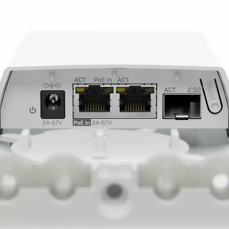 MikroTik FTC21 Convertidor Fibra-Cobre 2,5 Gbps con dos puertos Gigabit Ethernet PoE in, puerto 2.5G, LEDs ACT y conector de alimentación 24–57V