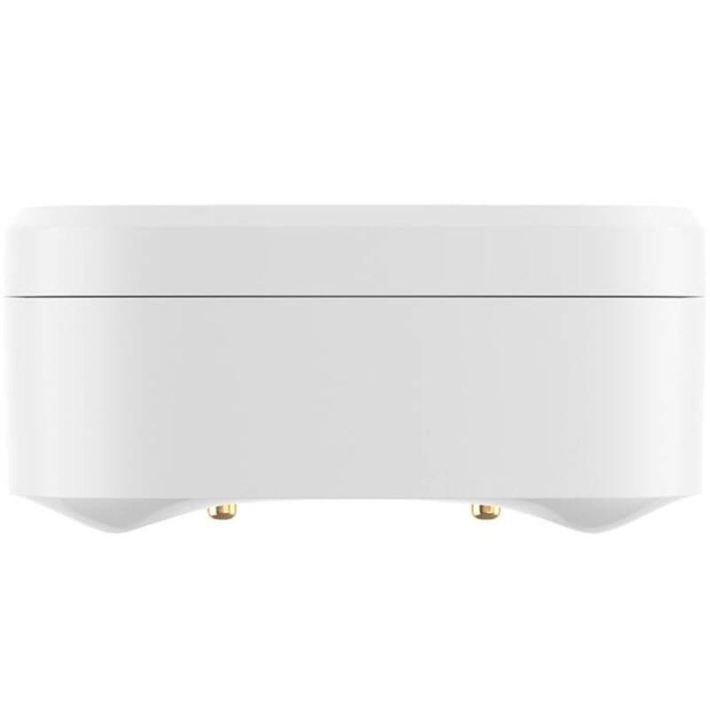 Sensor inteligente de fuga de água/inundação ZigBee SONOFF SNZB-05P com corpo branco compacto, base plana e dois contatos metálicos expostos; inclui bateria