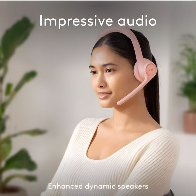 Logitech Zone 300 Rosa - Auriculares inalámbricos, una chica los lleva puestos