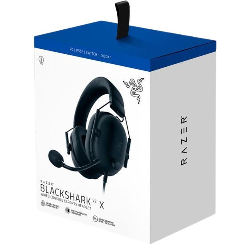 Razer BlackShark V2 X: auriculares negros cerrados con diadema acolchada, copas ovaladas y micrófono flexible con espuma antiviento, estilo gaming minimalista.