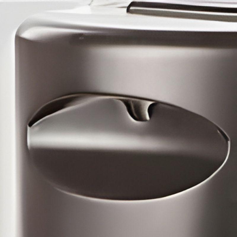 Soler & Palau Sahara 2003 - Radiador de óleo, vista detalhada da alça para transporte