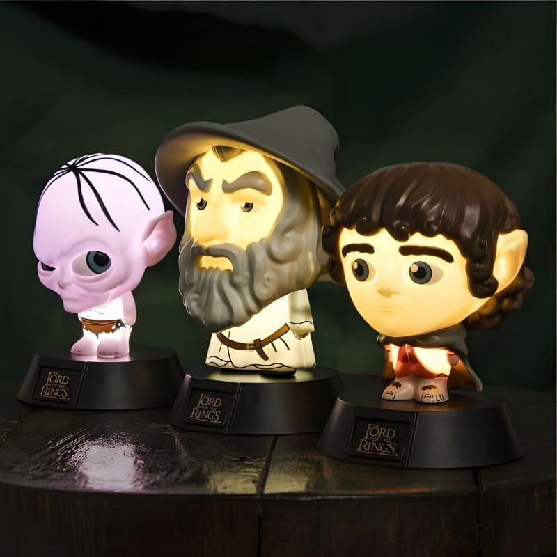 Lámpara Paladone Icon Gandalf: figura de Gandalf con barba blanca y sombrero gris, luz ambiental LED, diseño coleccionable oficial de El Señor de los