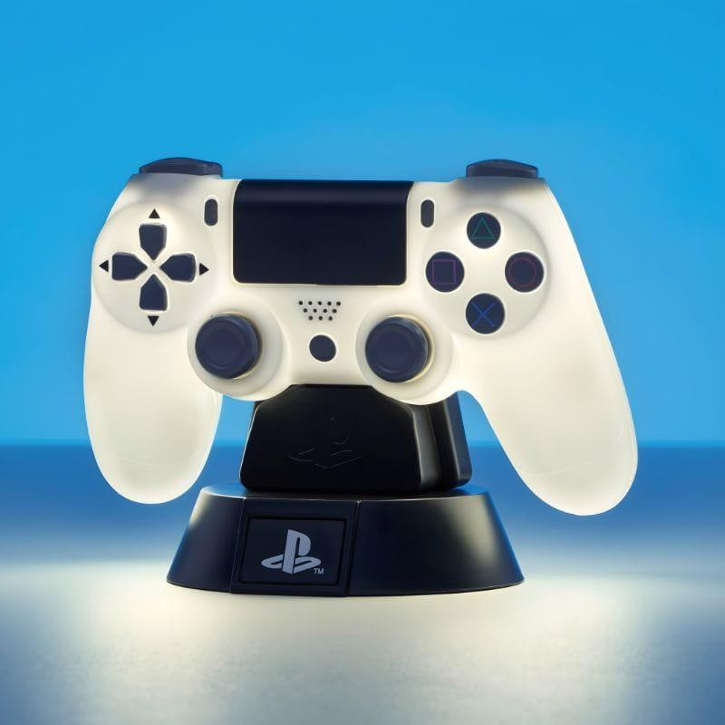 Lámpara Paladone Icon mando PlayStation 4th Gen: luz LED con mando DualShock iluminado en soporte negro con logo PS, ideal para gamers y decoración.