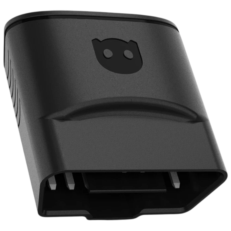 Escáner de diagnóstico OBDeleven 3: adaptador OBD-II compacto en negro mate, con logo de búho, bordes curvos y conector de pines visibles en la base.