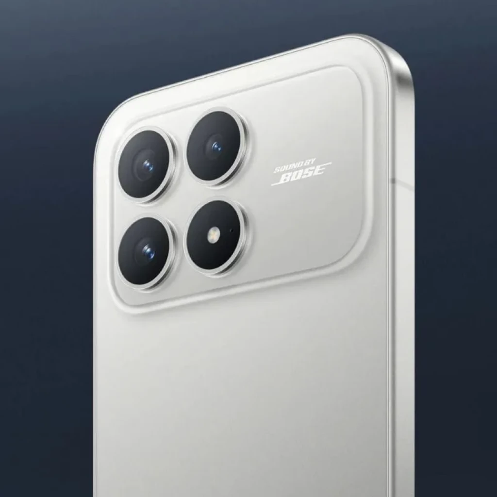 Xiaomi Poco F8 Pro 5G 12GB/256GB Azul con pantalla frontal casi sin bordes, cámara frontal en orificio central y diseño de interfaz gris con acentos amarillos