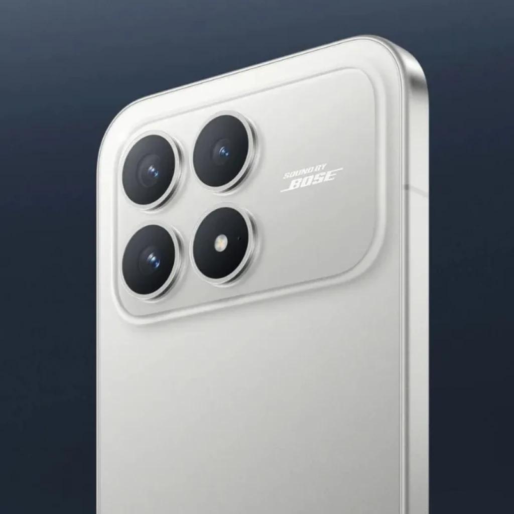 Xiaomi Poco F8 Pro 5G 12GB/256GB Azul con pantalla frontal casi sin bordes, cámara frontal en orificio central y diseño de interfaz gris con acentos amarillos