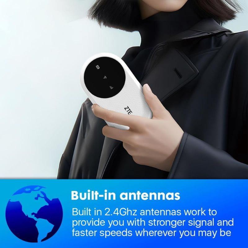 ZTE U10 WiFi 6 4G LTE portátil en color blanco, diseño compacto con pantalla LED y botones táctiles, antenas integradas 2.4GHz para señal y velocidad