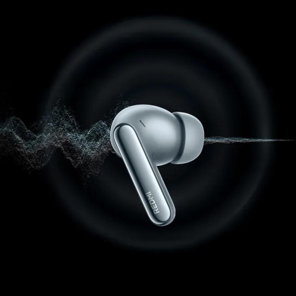 Auricular Xiaomi Redmi Buds 8 Pro ANC Negro con diseño intraauricular, acabado metálico y almohadilla de silicona; micrófono integrado y detalle Redmi en el